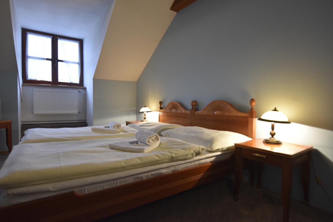 Hotel Napoleon Austerlitz Екстериор снимка