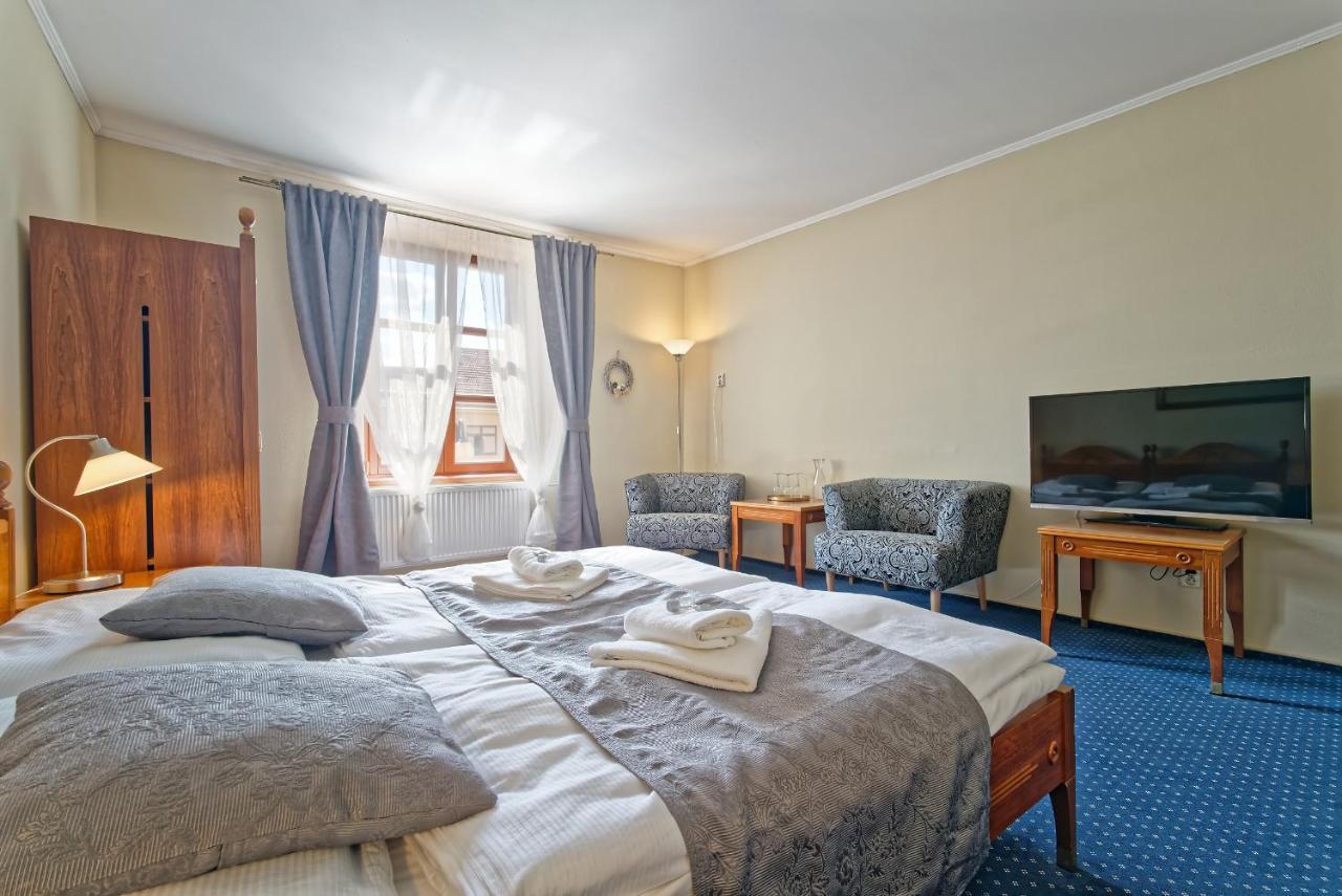 Hotel Napoleon Austerlitz Екстериор снимка