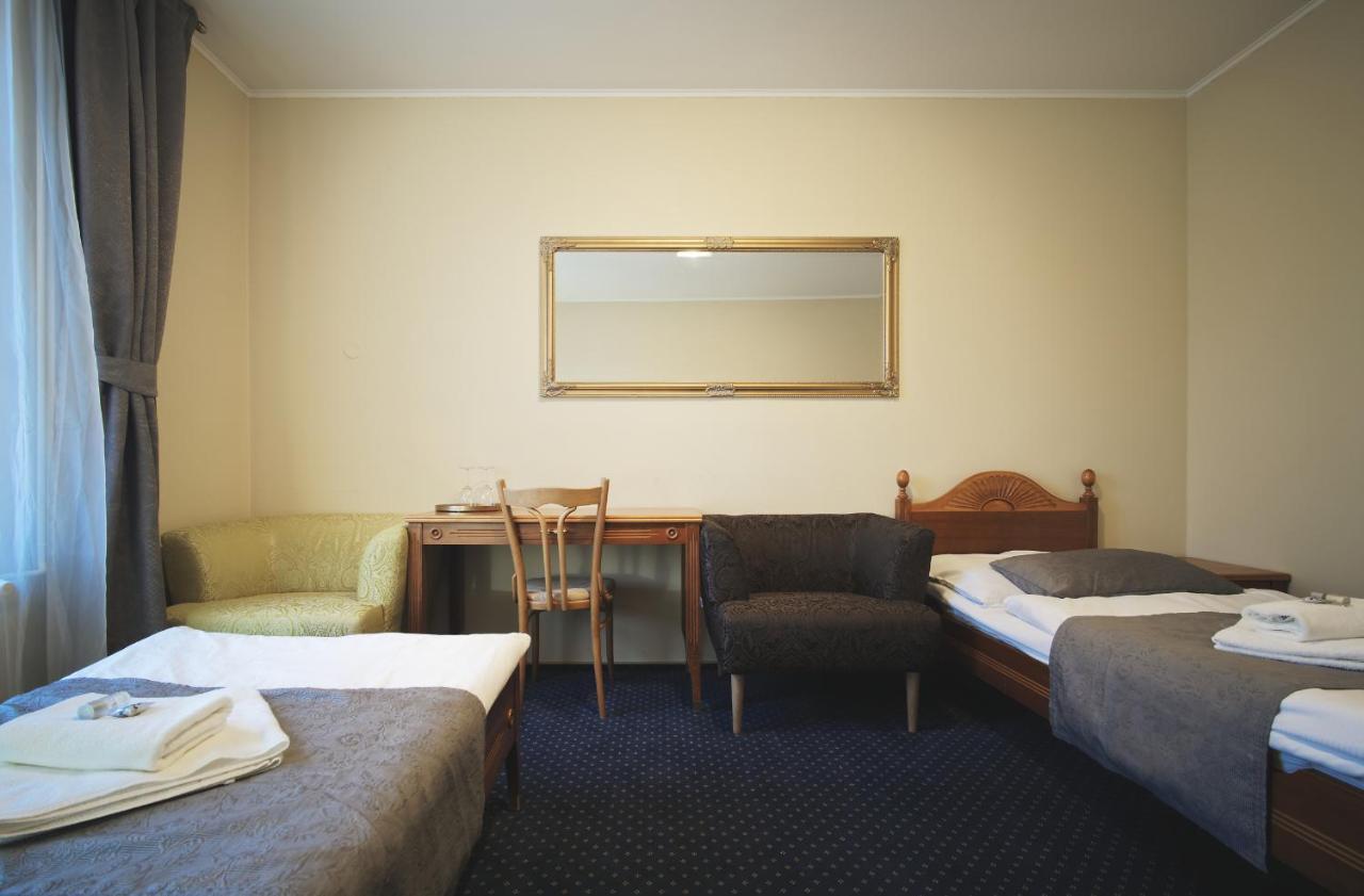 Hotel Napoleon Austerlitz Екстериор снимка