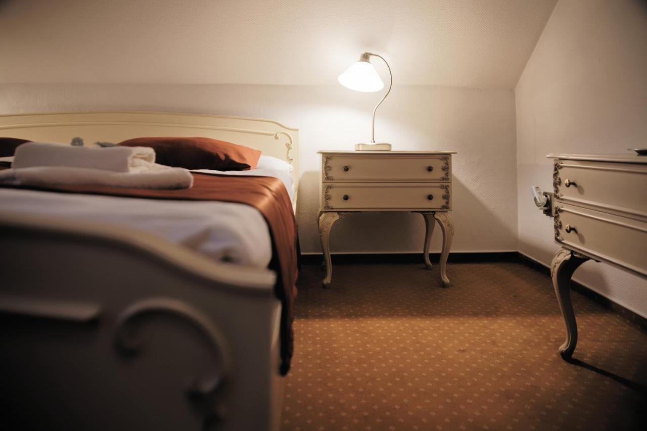 Hotel Napoleon Austerlitz Екстериор снимка