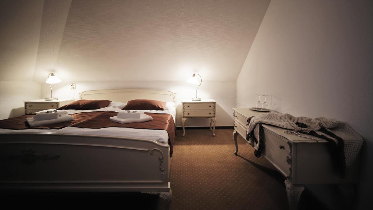 Hotel Napoleon Austerlitz Екстериор снимка