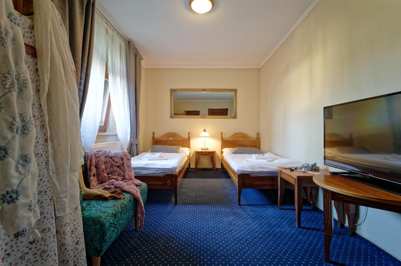 Hotel Napoleon Austerlitz Екстериор снимка