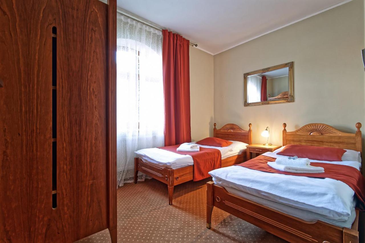 Hotel Napoleon Austerlitz Екстериор снимка